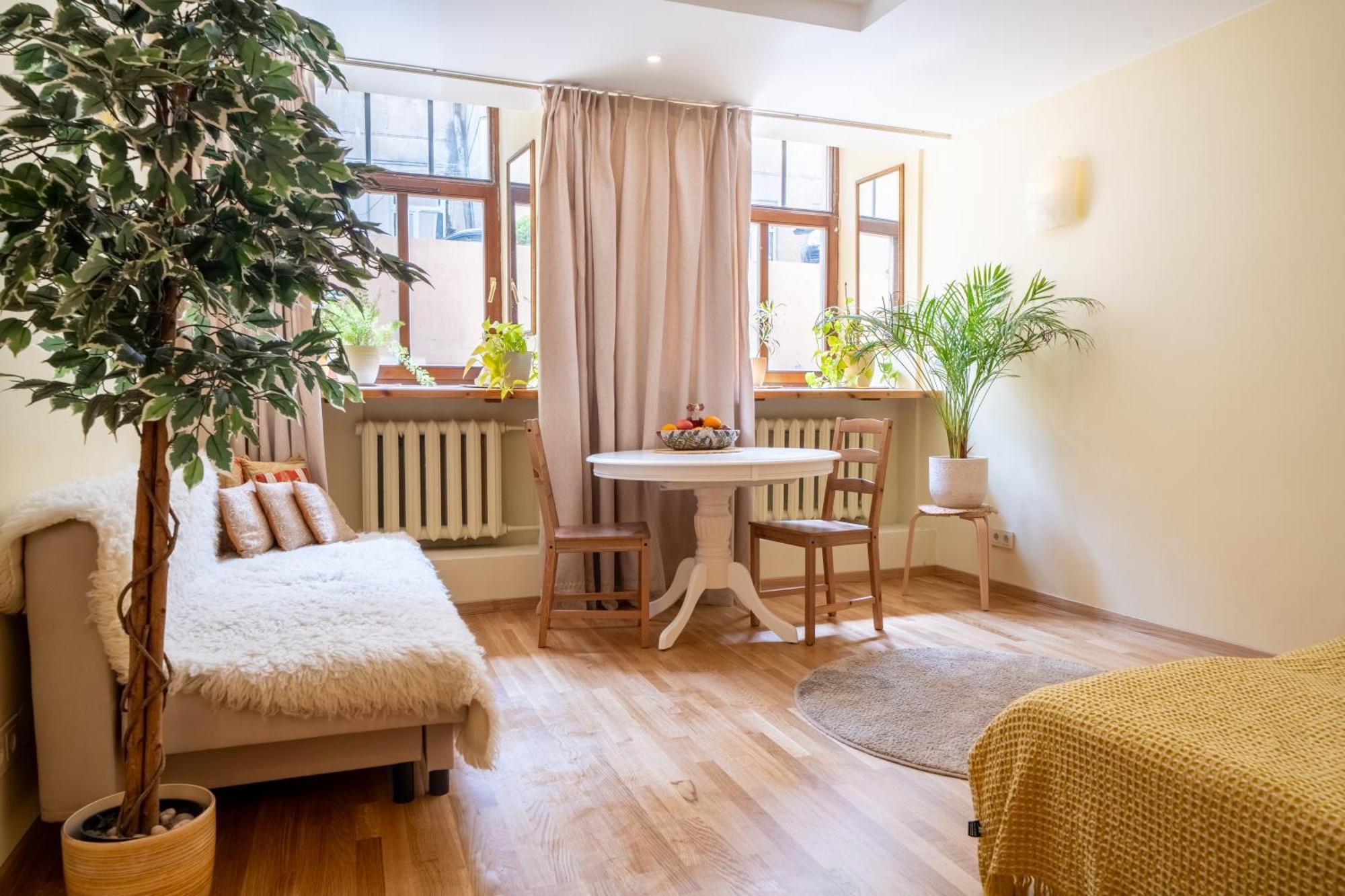 Cozy Suite With Inner Yard Вильнюс Экстерьер фото